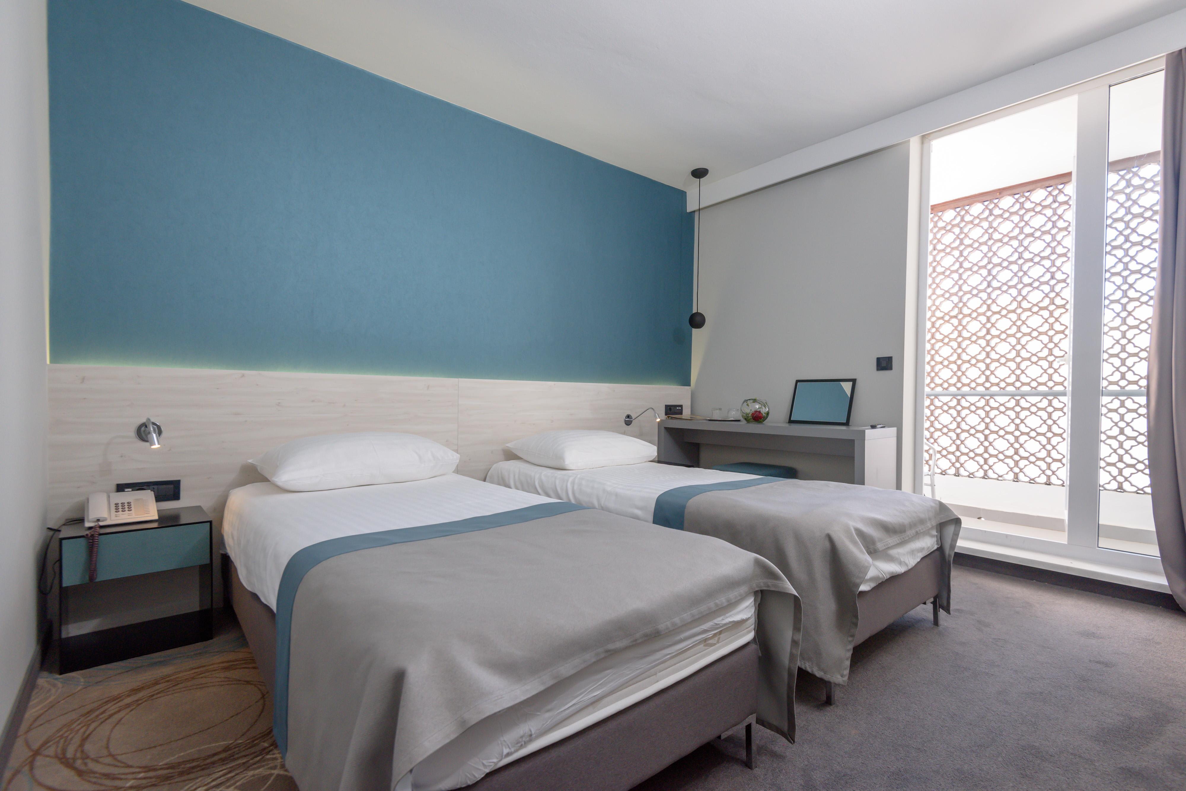 Hotel Kolovare 4*